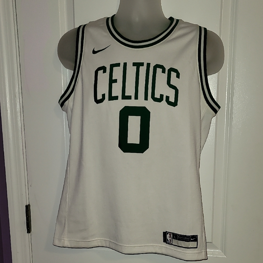 Nike Celtics White and Green Jayson Tatum Basketball Jersey Sz: L Youth 14-16 - Picture 3 of 6